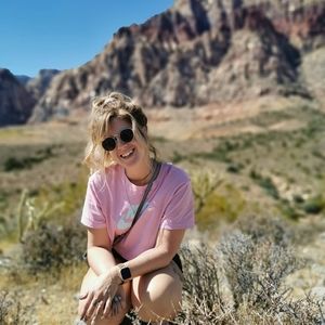 Meet your Posher, Caroline